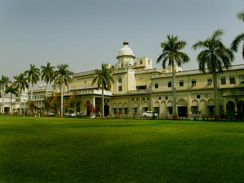 Chattar Manzil