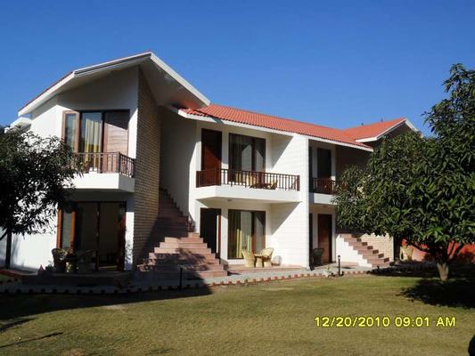 Leisure Vacations Myrica Resort Corbett