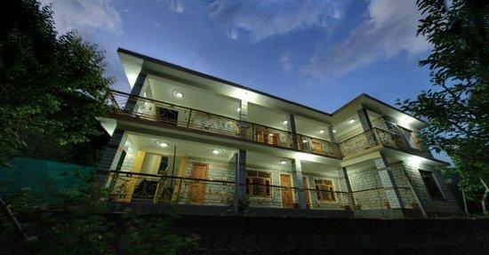 Golden Apple Cottage Manali