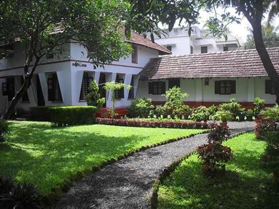 Eden Garden Heritage Homestay Cochin