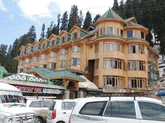 Hotel Hilltop  Gulmarg