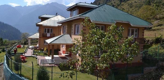 Paristaan Resort Pahalgam