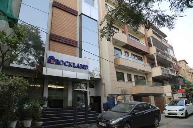 Hotel Rockland Panchsheel Enclave Delhi