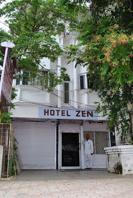 Hotel Zen Khajuraho