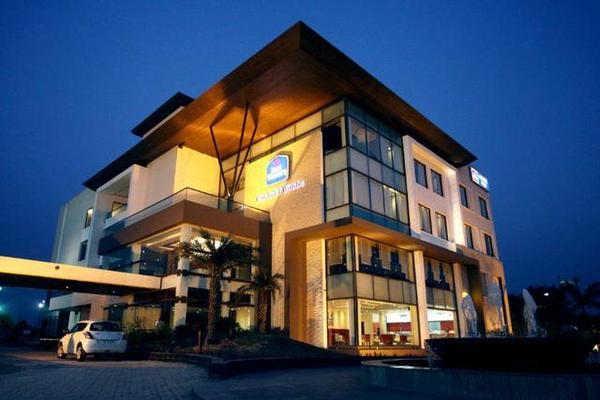 Best Western Country Woods Hotel & Resort Ambala