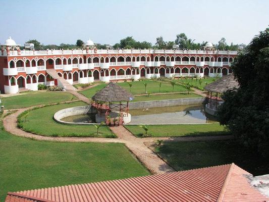 Aum Health Resort Vadodara