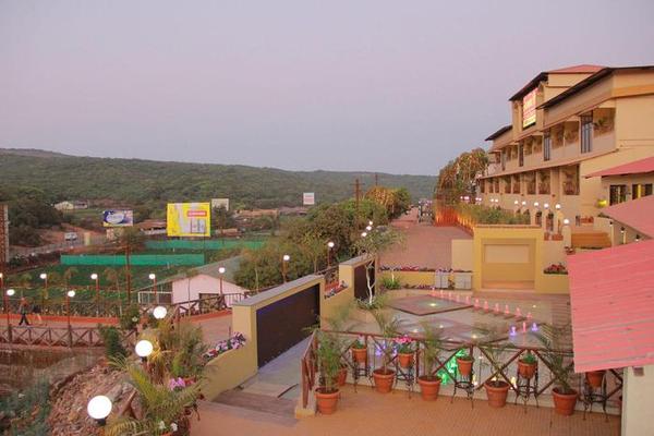 Hotel Suman Raj Mahabaleshwar