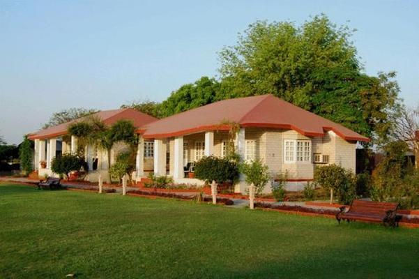 Tiger Den Resort