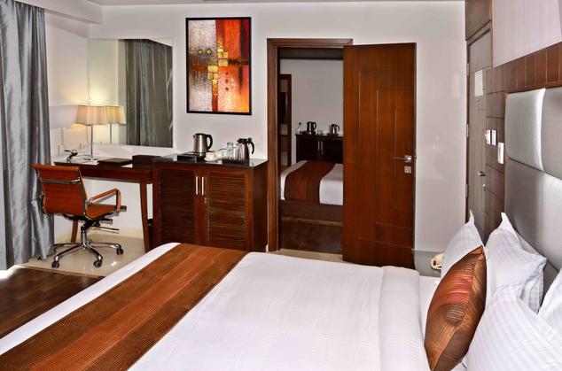 Hotel Sawera Grand