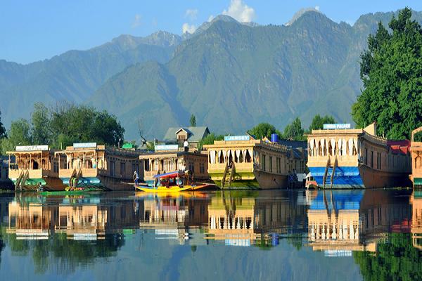 1467693901_2SRINAGAR-GULMARG-.jpg