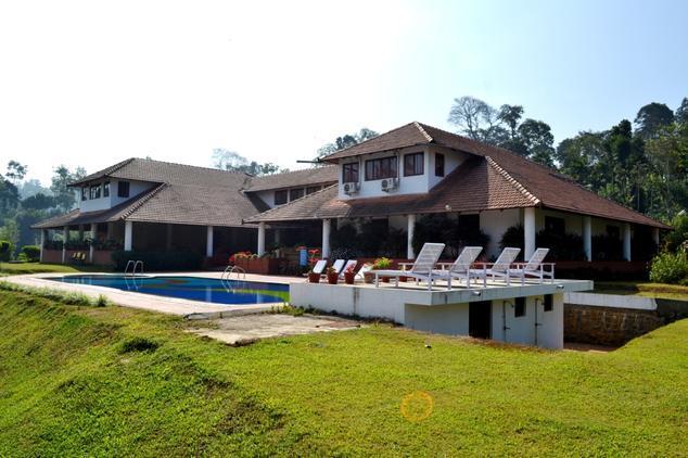 Kadkani Riverside Resort Coorg