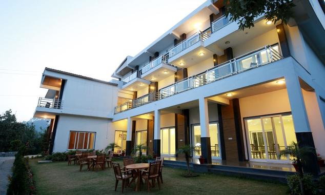 7 Heaven Resort Bhimtal