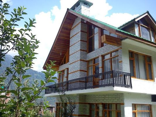 Hotel Cedar Cottages Manali