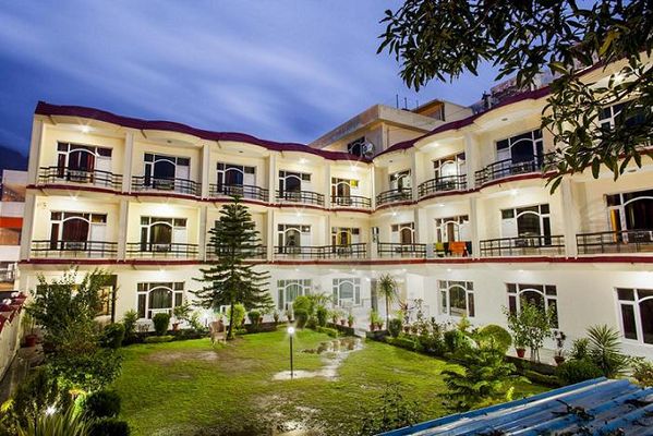 Hotel Kerni Palace Katra