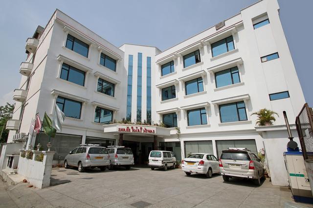 Hotel Shree Hari Niwas Katra