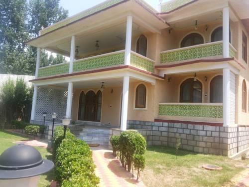 Lamzy Pari Mahal Guest House Srinagar