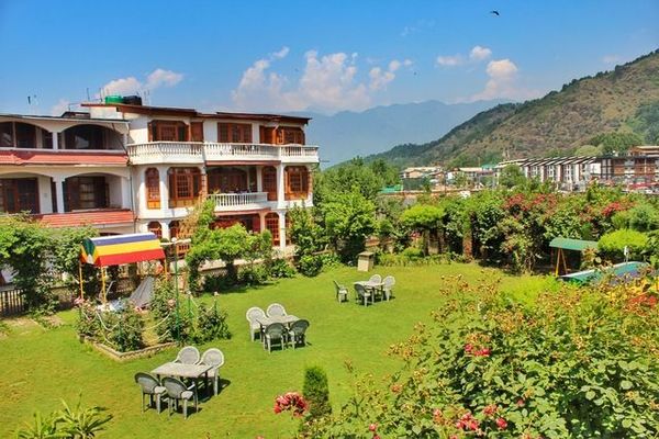 Hotel Lake Resort Boutique Srinagar