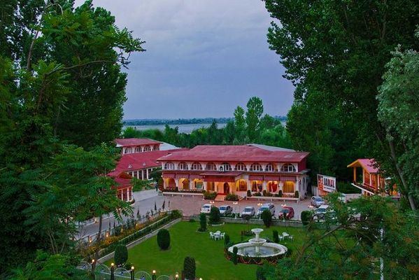 Jamal Resort Srinagar