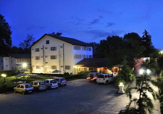 Hotel Meridien Srinagar