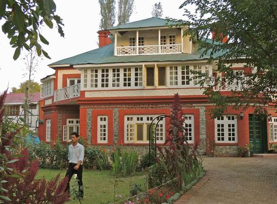 Colonels Retreat Kashmir Srinagar