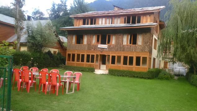 Hotel Lidder Palace Pahalgam