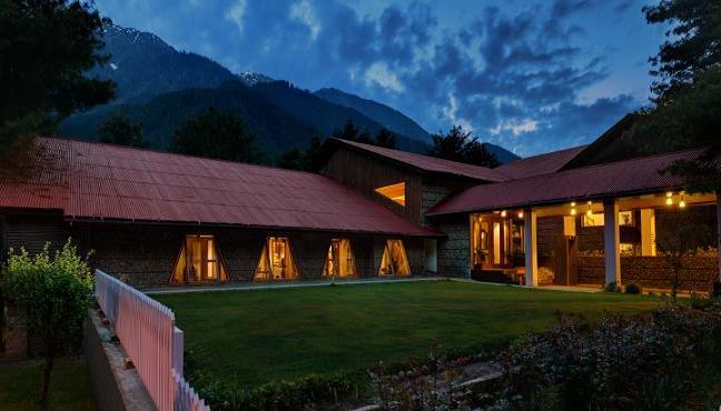 Hotel Pine N Peak Pahalgam