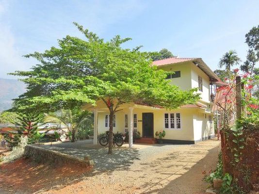 Lizmerry Casa Munnar