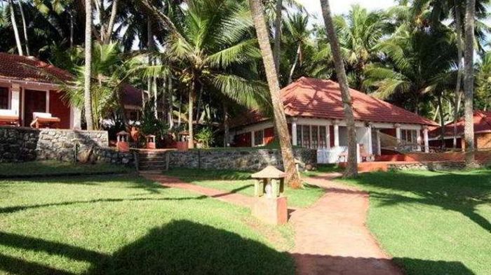 Coconut Bay Beach Resort Kovalam