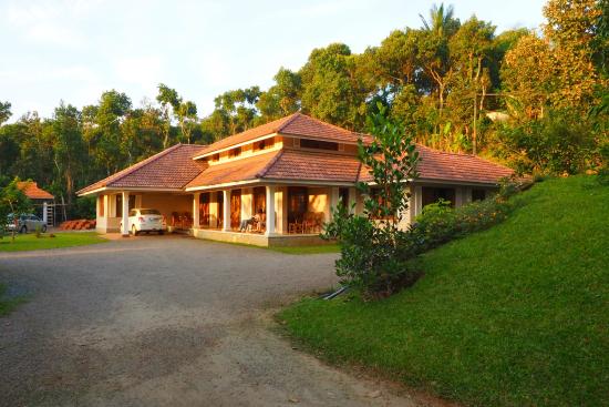 Pepper County Homestay Thekkady