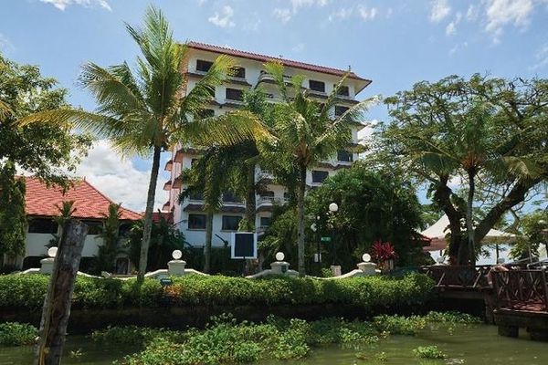 Vivanta By Taj Malabar Cochin