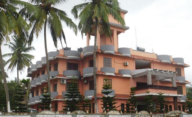 Hotel Victoria Thalassery