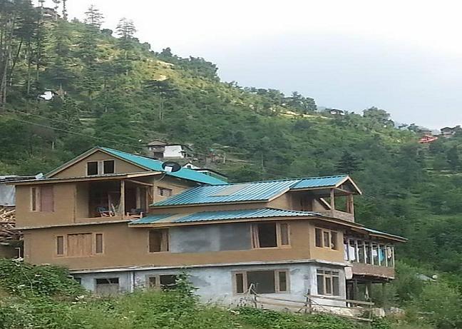 Leenas Place Kullu