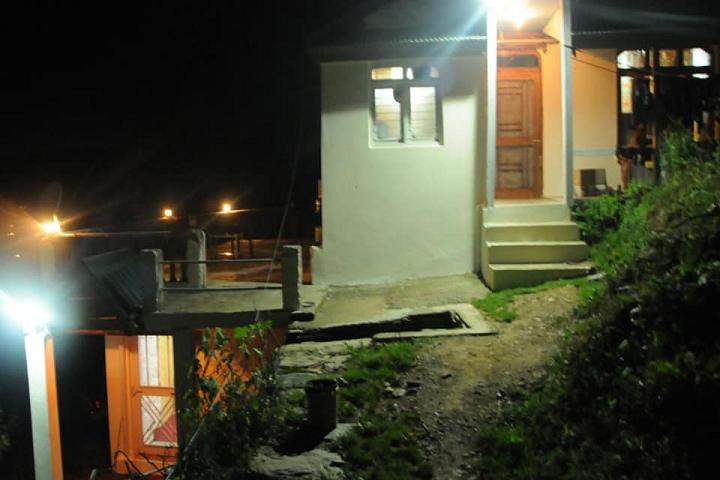 Alpine Stone Cottage Homestay Shimla